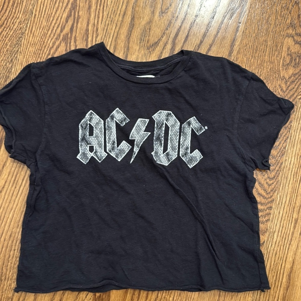 girls medium retrobrand acdc tee